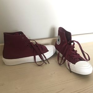 Never Worn! Converse Chuck Taylor All Star-Maroon